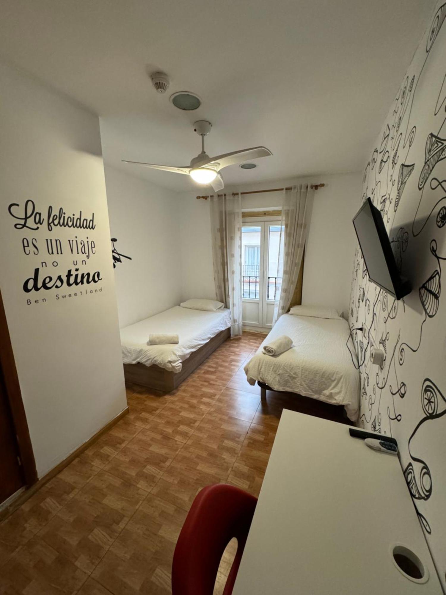 Rosales Residences มาดริด ภายนอก รูปภาพ